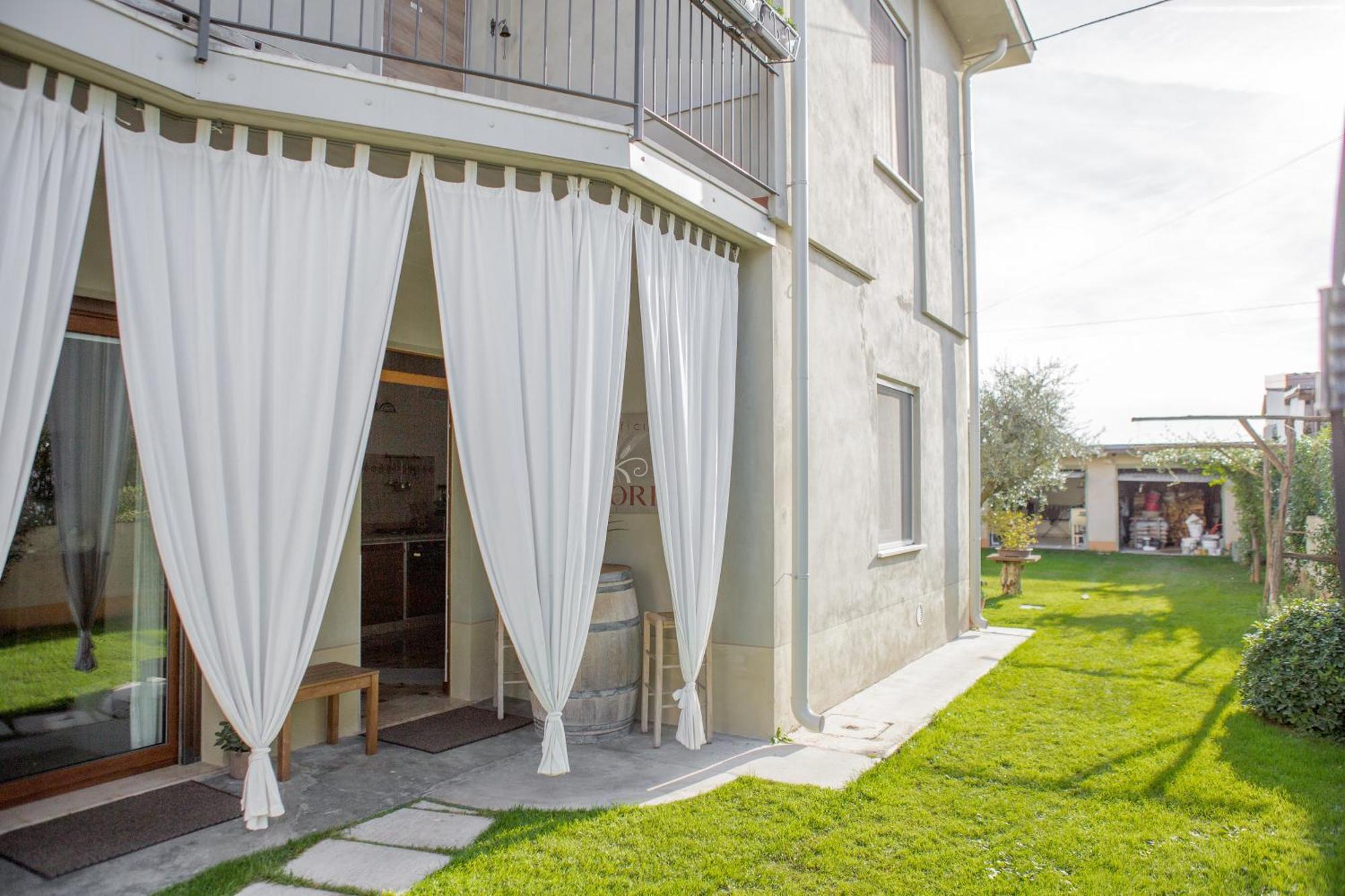 Appartamento Al Birrificio Валеджо-суль-Минчо Экстерьер фото